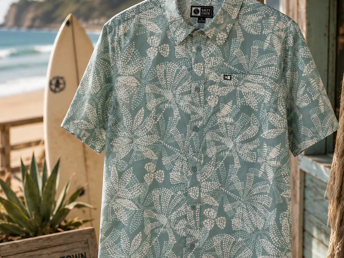 Moda surf hombre 2026 con tendencias surfwear, camisetas, bañadores y estilo surfero en España