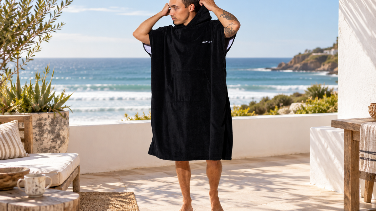 Poncho de surf: cómo elegirlo para otoño y cambiarte mejor después de cada sesión