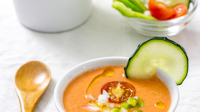 🥣 Gazpacho andaluz: receta refrescante, saludable y perfecta para el verano