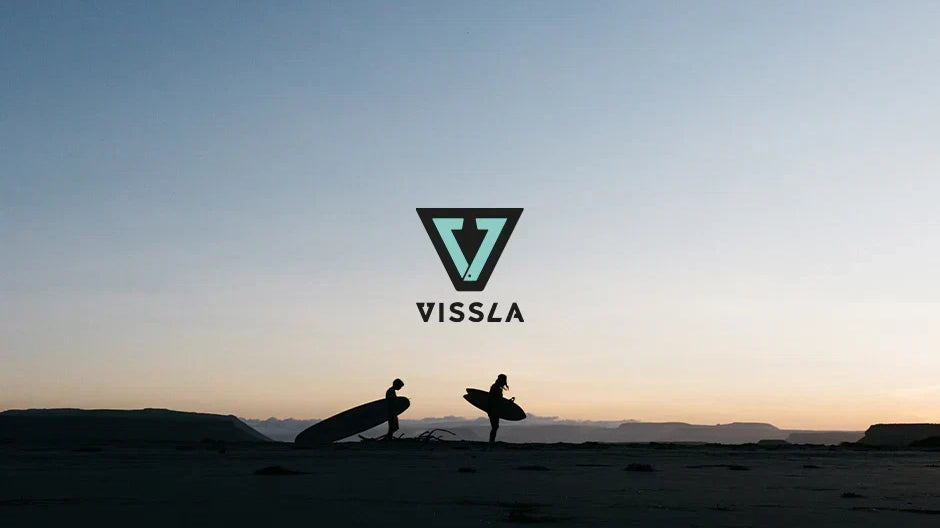 Ropa Vissla inspirada en el surf, la creatividad y la cultura del océano - imagen editorial propia de THE SURF TOWN