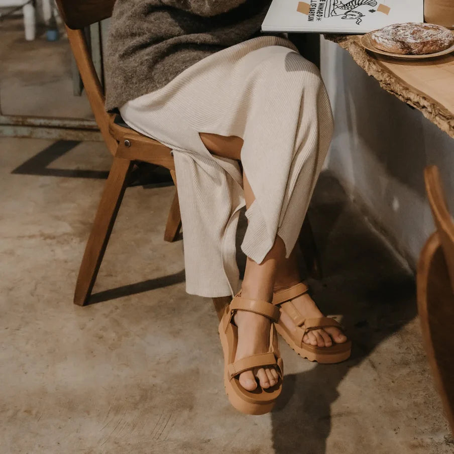 Sandalias Reef Cushion Rem Hi Cognac