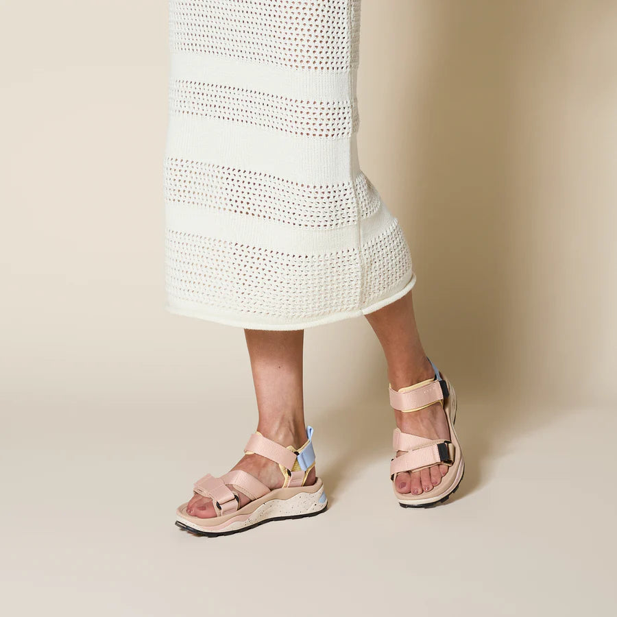 Sandalias Reef Cross--Shore Rose Sand