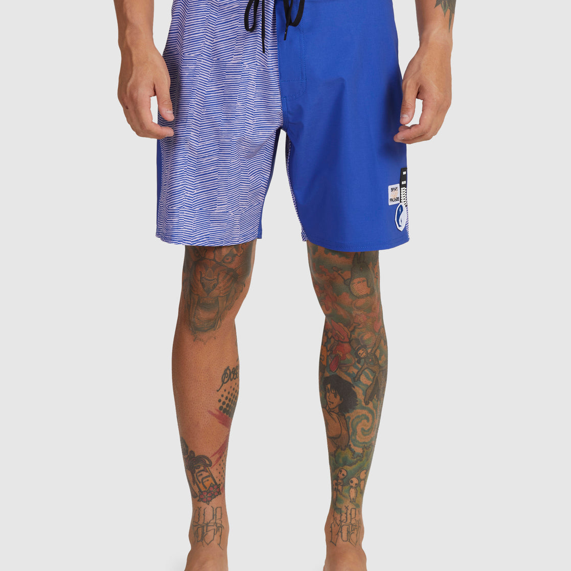 Bañador RVCA Brain Freeze 17 para hombre colección Elliot Routledge con diseño artístico azul estilo surf