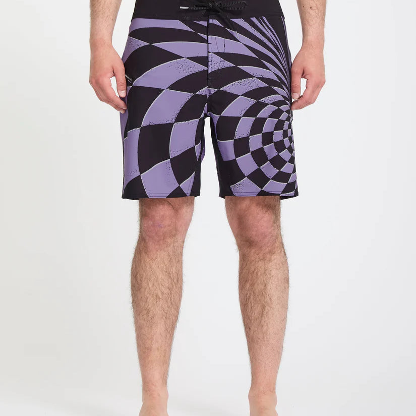 Bañador surf hombre Volcom Spiral STN Mod 19 Violet boardshort Volcom violeta diseño gráfico
