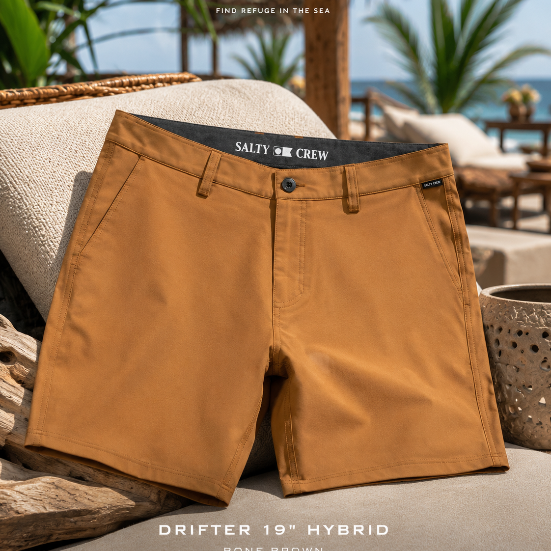 Bermudas Salty Crew Drifter 19 Hybrid Bone Brown en beach club tropical de Bali, fotografía editorial propia de THE SURF TOWN con estilo surf premium y tejido híbrido para verano
SEO Merchant