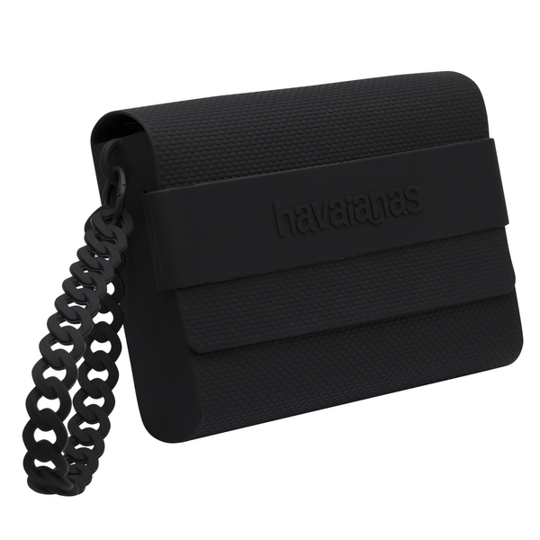 Bolso Havaianas Clutch Black negro de goma con cadena y solapa elegante