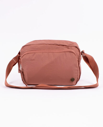 Bolso Rip Curl Everyday 3L Mid Brick bandolera compacta color teja estilo surf