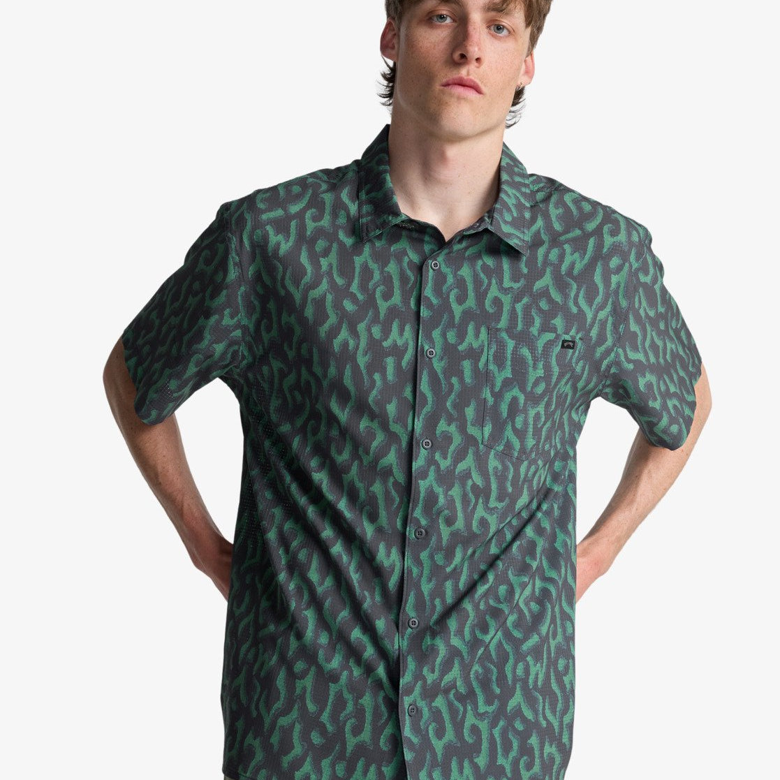 Camisa Billabong Surftrek Perf Green Grey hombre transpirable microperforada estilo surf