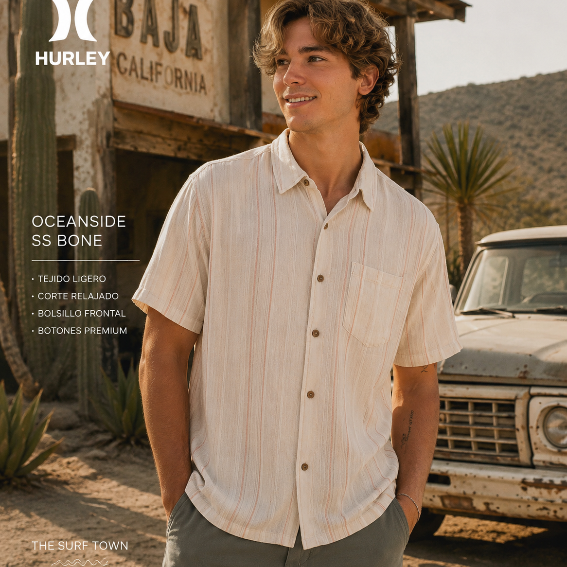 Camisa Hurley Oceanside SS Bone hombre en escenario lifestyle Baja California desierto premium con estética surf roadtrip y camisa beige de verano