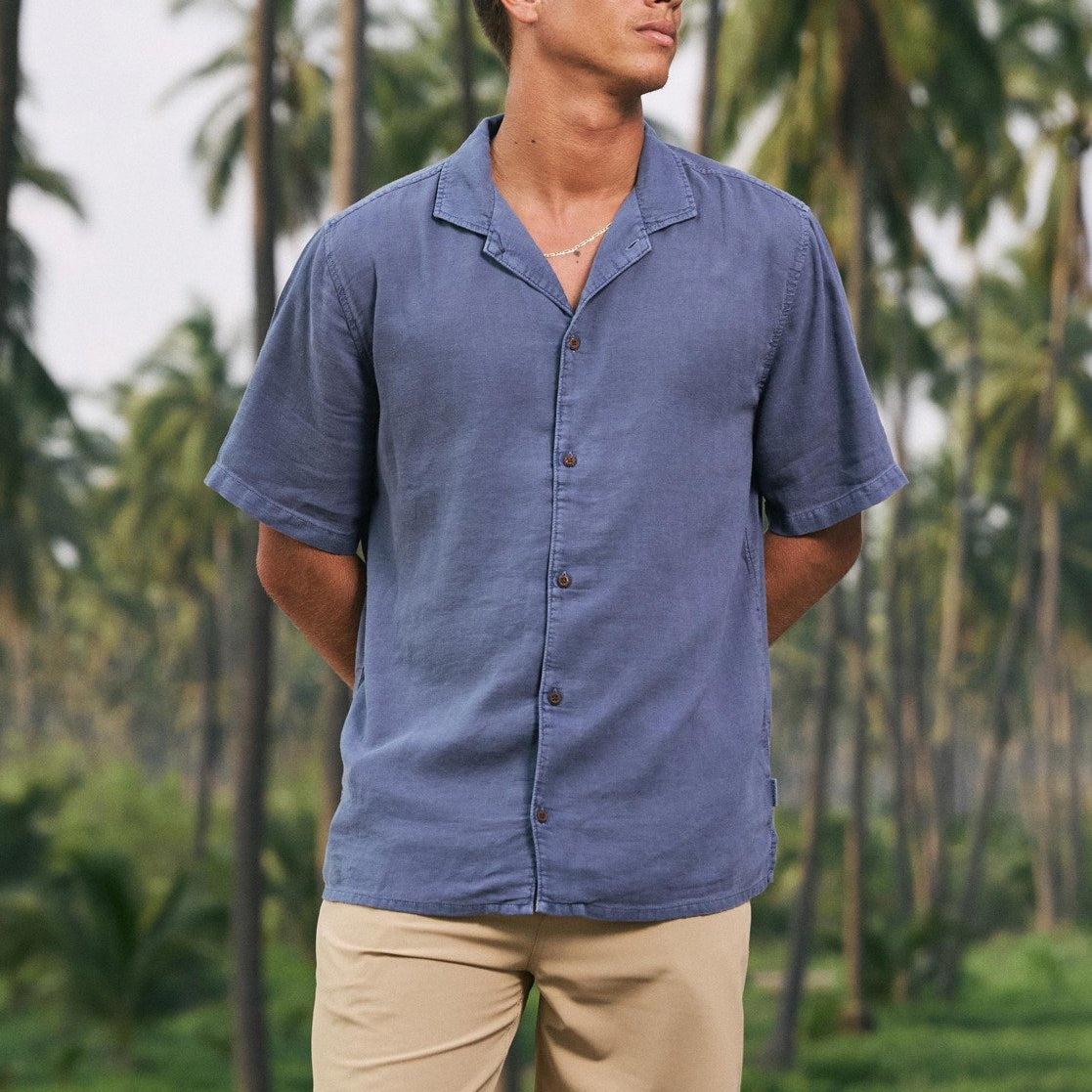 Camisa QUIKSILVER Sunrise Dark Navy hombre manga corta azul marino estilo surf verano