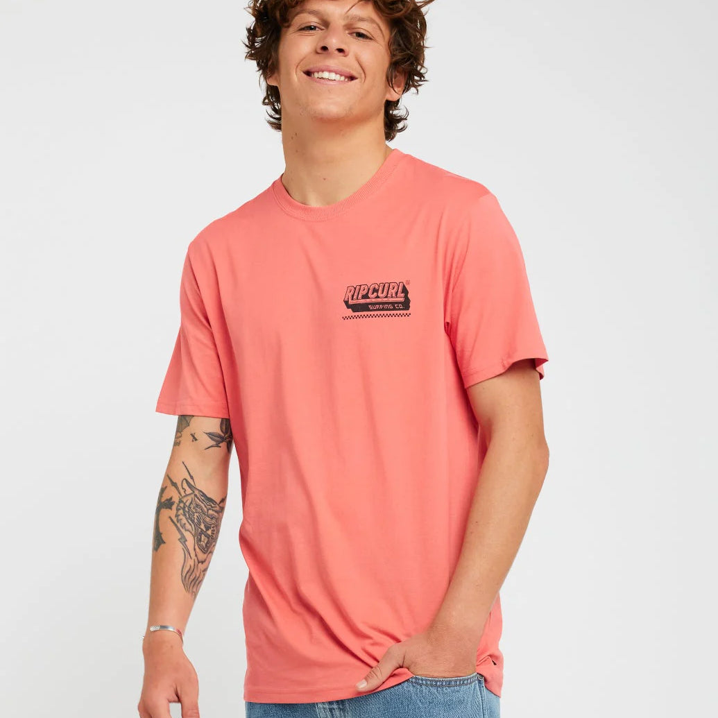 Camiseta Rip Curl Sportline F&B Rose Sky para hombre color rosa estilo surf urbano