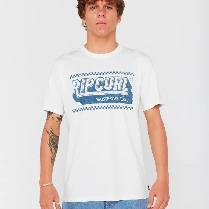 Camiseta Rip Curl Sportline Invader Bone hombre color hueso con logo frontal y tejido 100% algodón suave y transpirable
