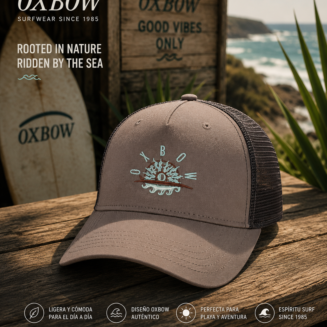 Gorra Oxbow Sandbar Driftwood Trucker marrón en escenario coastal premium con estética editorial surf cinematográfica
