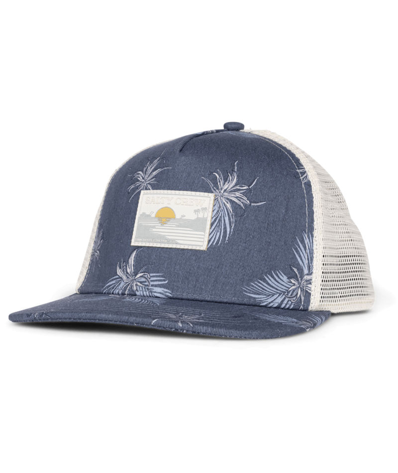 Gorra Salty Crew Reflection Trucker Bluefin con estampado tropical, visera plana y rejilla trasera transpirable para estilo surf