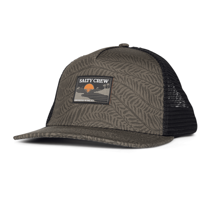 Gorra Salty Crew Reflection Trucker Olive con visera plana, panel frontal estampado y rejilla trasera transpirable