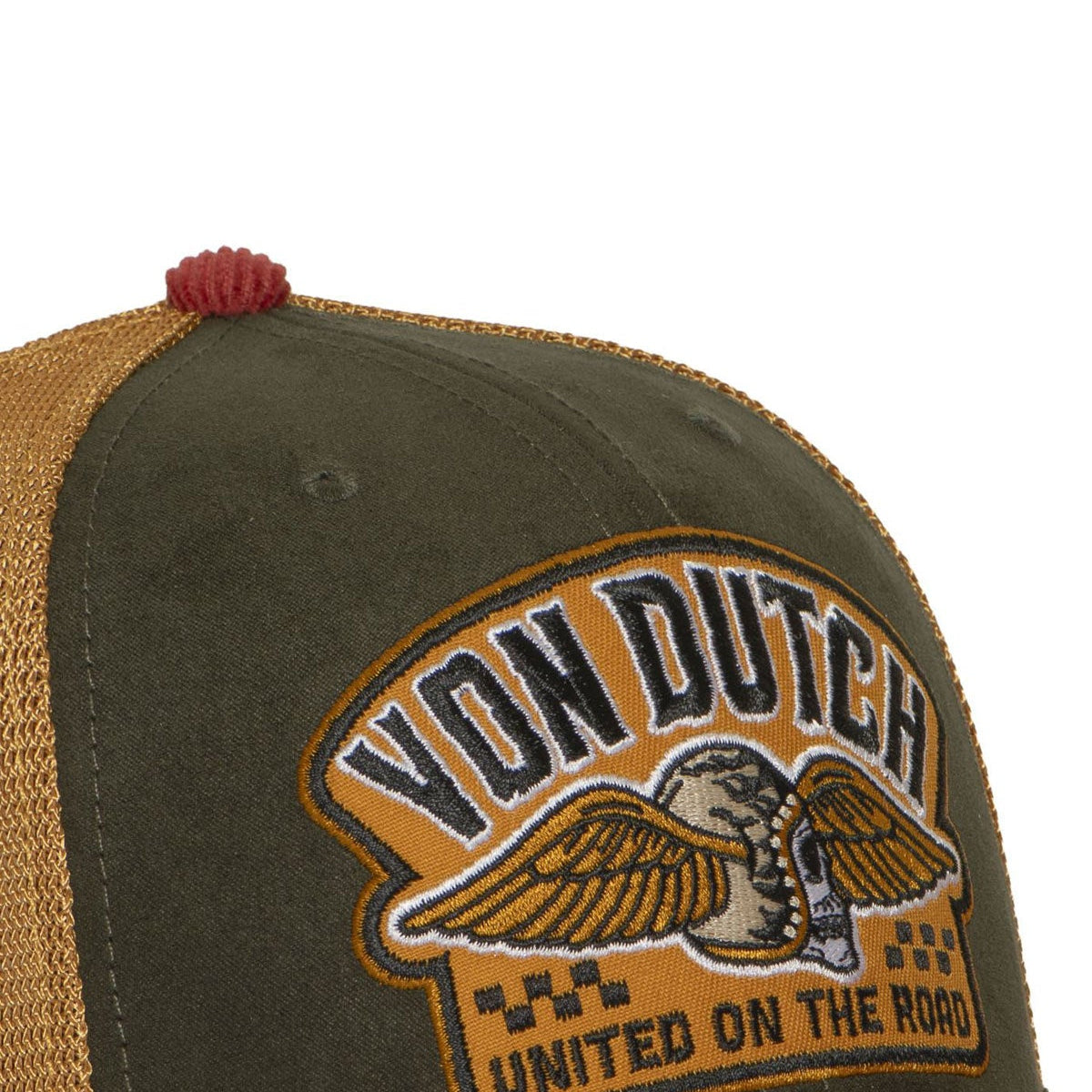 Detalle del bordado de la gorra Von Dutch SEM19