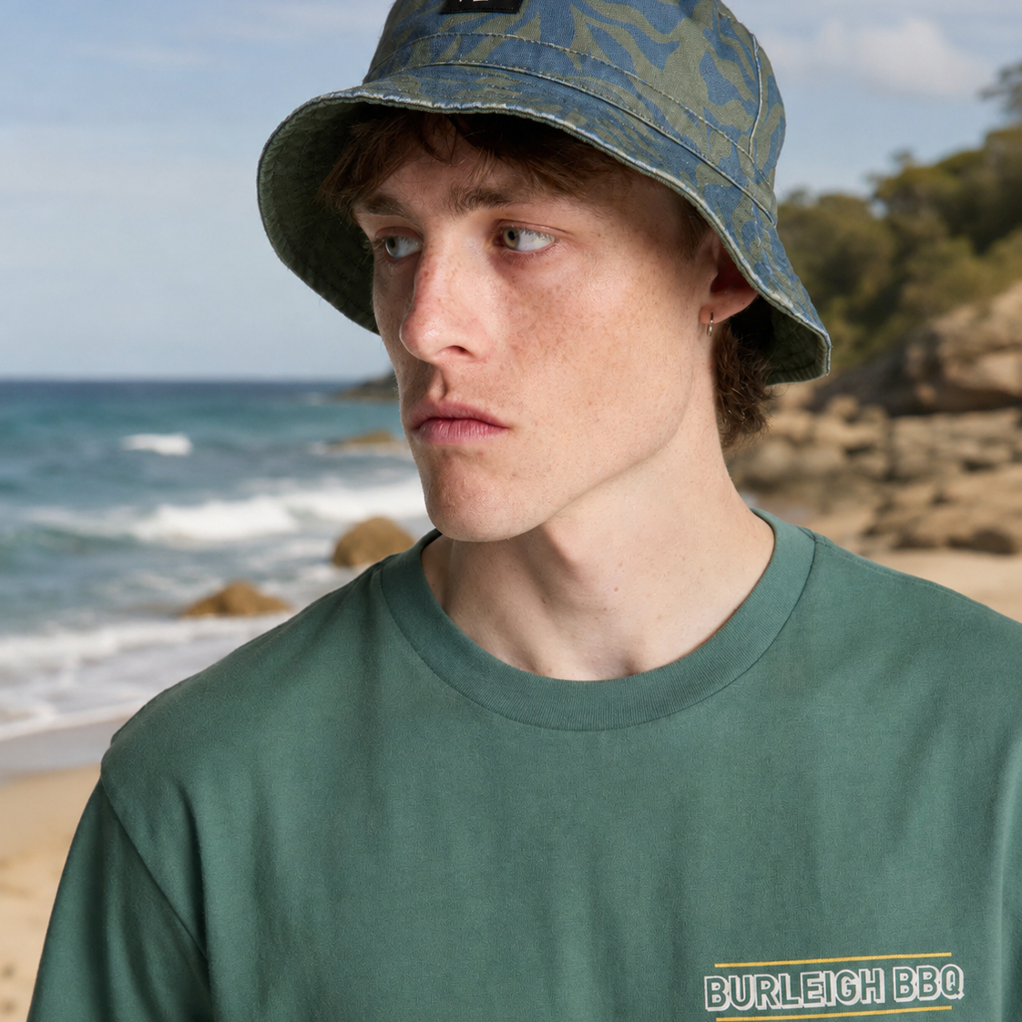 Gorro Billabong bucket hat reversible verde moss con estampado surf hombre
