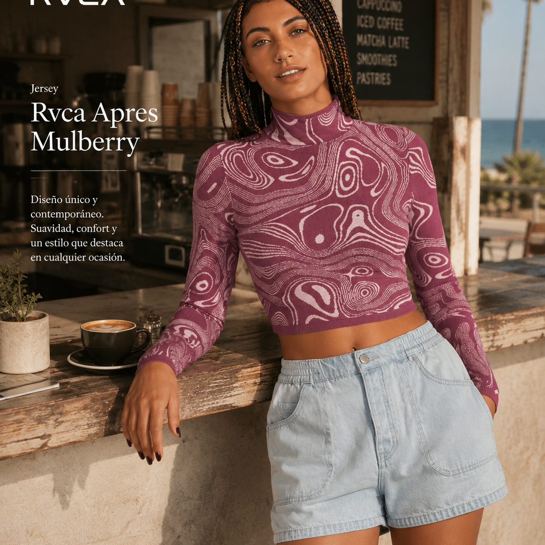 Jersey Rvca Apres Mulberry de mujer en café coastal premium con estética editorial surfwear y luz natural