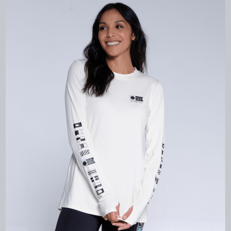 Licra Salty Crew Thrill Seekers Crew Sunshirt White para mujer con manga larga y protección solar para surf y deportes acuáticos