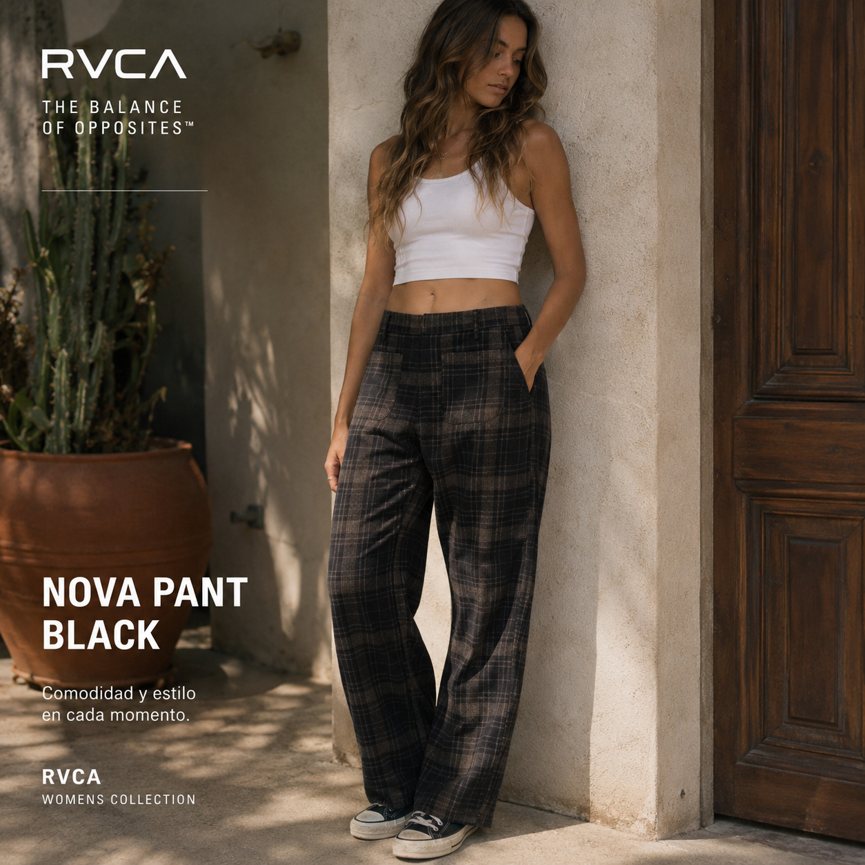 Pantalón Rvca Nova Pant Black cuadros oscuros estilo surfwear premium para mujer