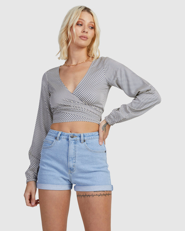 top RVCA Eclipse LS Tie Front Salt mujer outfit surf casual