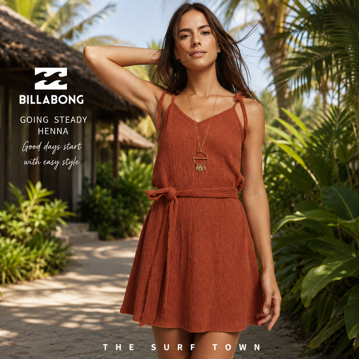 Vestido Billabong Going Steady Henna en fotografía editorial propia de THE SURF TOWN en sendero tropical de resort premium con estilo surf lifestyle femenino