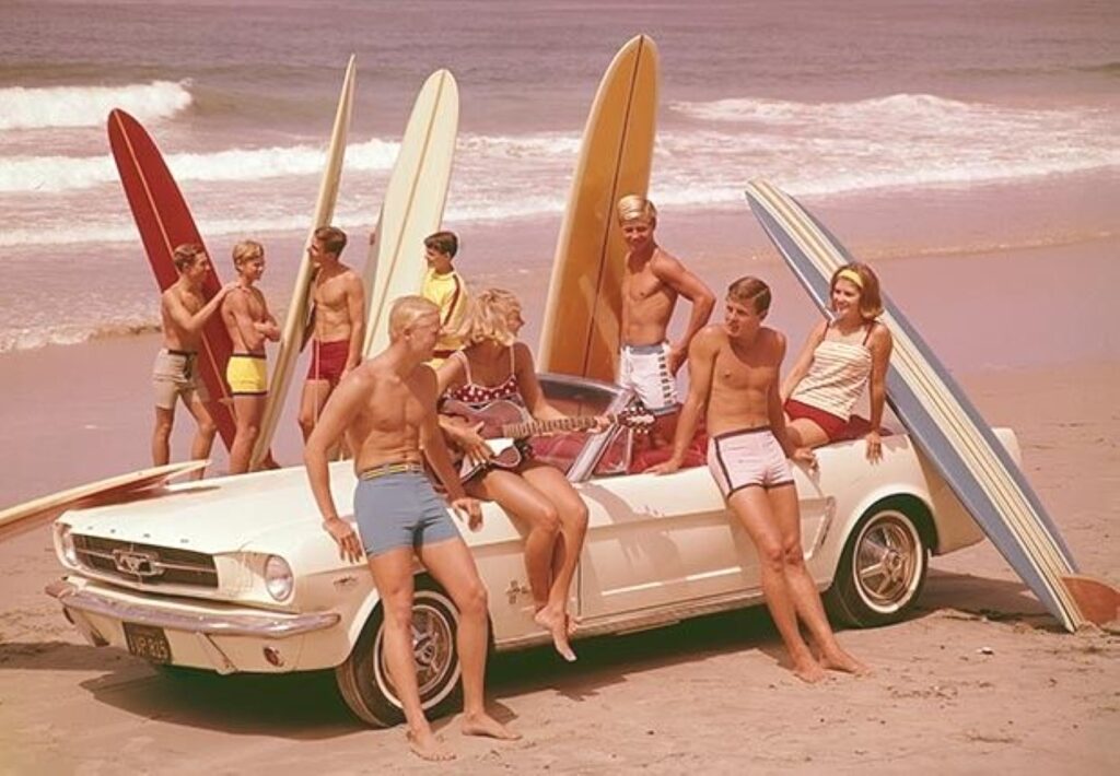 outfit ropa playa hombre 2026 estilo surfero marcas quiksilver billabong rvca