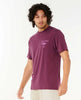 Camiseta Rip Curl Fade Out Icon Tee  Deep Plum