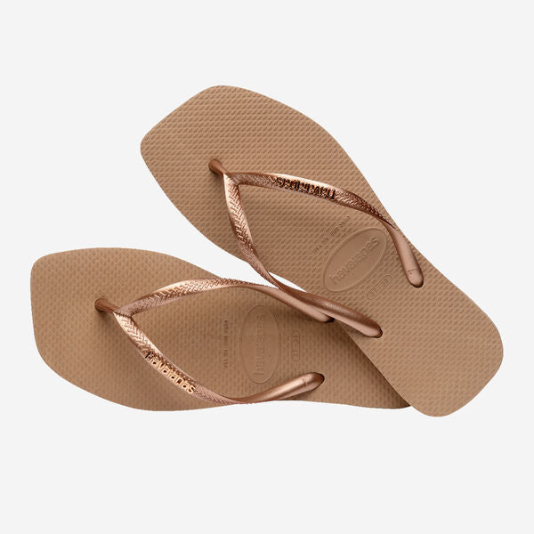 Chanclas Havaianas Square Logo Metallic Rose Gold SS25