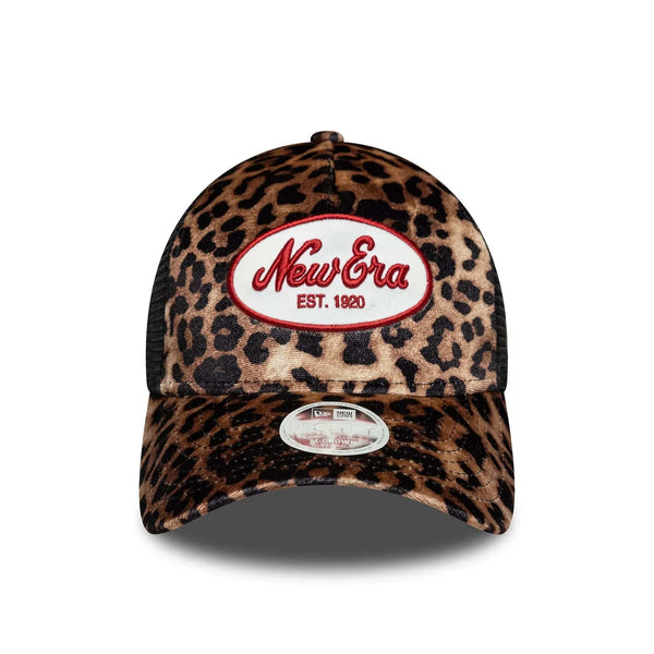 Gorra New Era Wmns Leopard Trucker