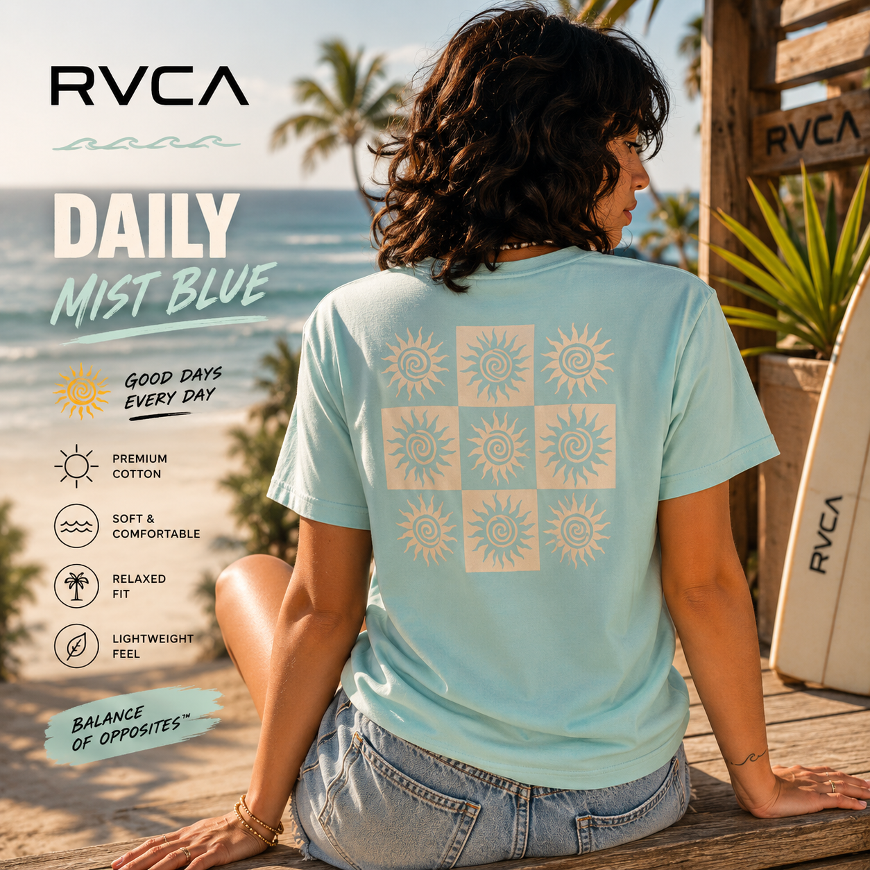 Camiseta Rvca Daily Mist Blue mujer en campaña lifestyle surf premium junto a playa tropical y surf shack soleada