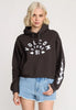 SUDADERA VOLCOM PARA MUJER DE COLOR NEGRO VINTAGE DE CORTE CROP, CON CAPUCHA Y CON GRAN ILUSTRACIÓN DELANTERA Y EN MANGAS 