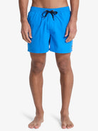 Bañador QUIKSILVER azul corto de hombre estilo volley surf verano