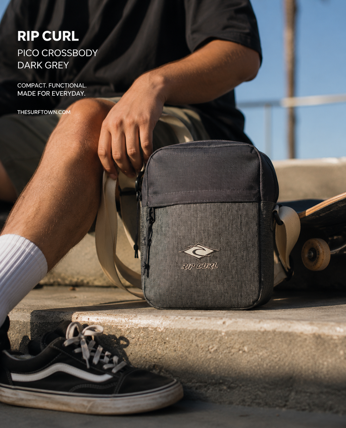 Bandolera Rip Curl No Idea Pouch Grey Heather lifestyle editorial premium en entorno urbano surf