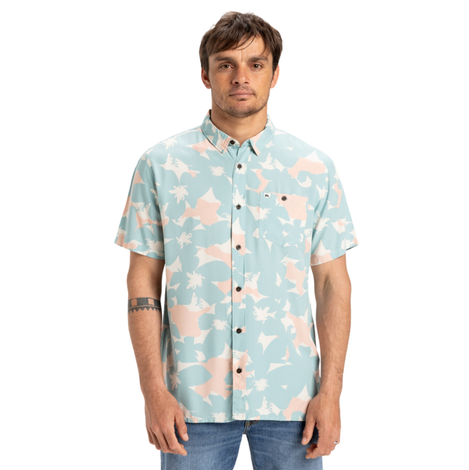 Camisa QUIKSILVER Safe Paradise Aquifer Handtman para hombre con estampado tropical turquesa y beige estilo surf casual