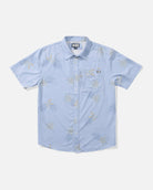 Camisa Salty Crew Weekender Tech Light Blue azul claro de manga corta con estampado
