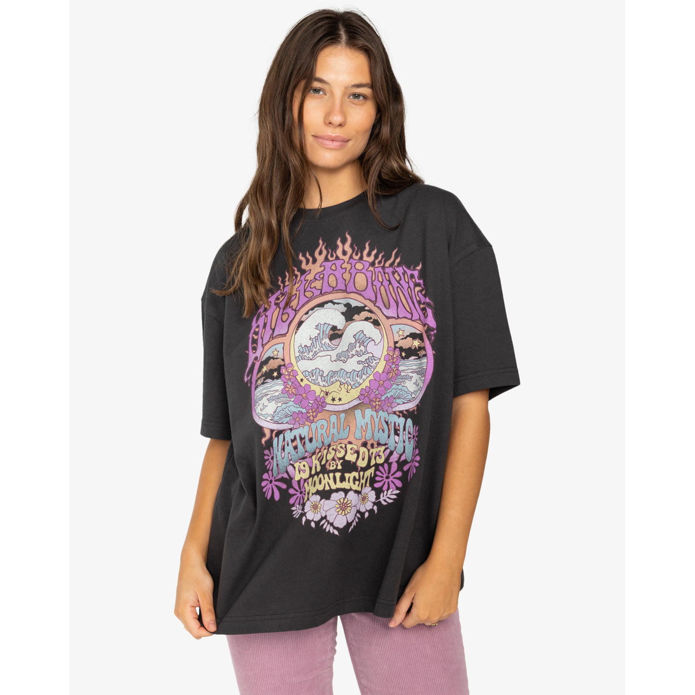 camiseta Billabong Natural Mystic Off Black mujer camiseta surf negra diseño gráfico femenino