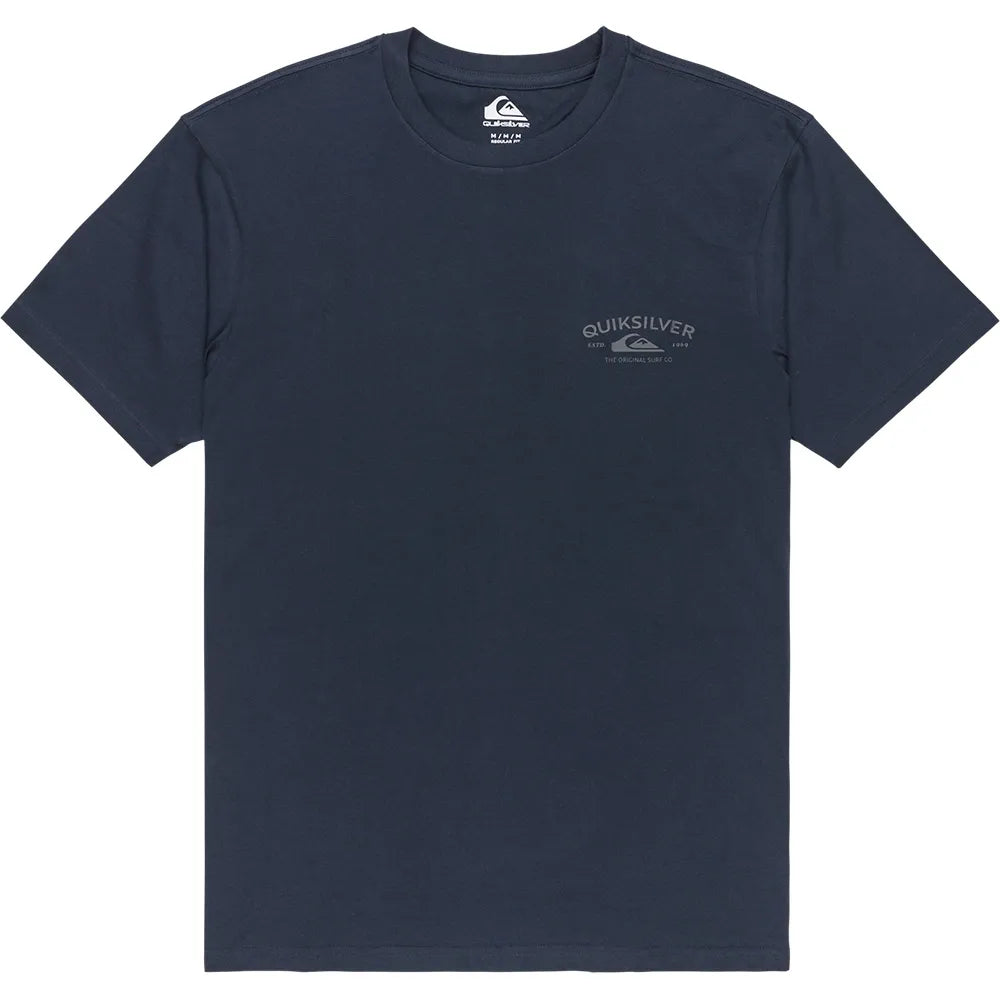 Camiseta Quiksilver Anchor Lockup Dark Navy para hombre color azul marino estilo surf con logo en el pecho