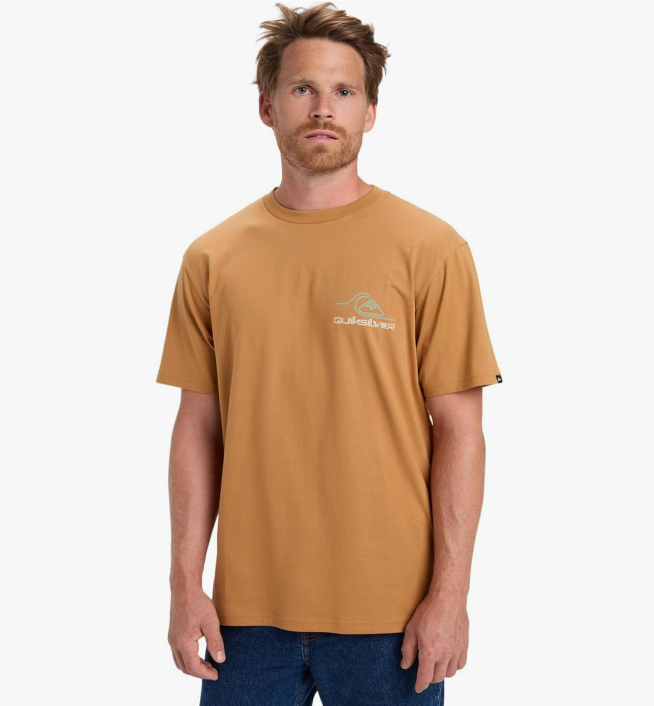Camiseta Quiksilver Light Waves Almond para hombre color almendra estilo surf con logo en pecho y espalda