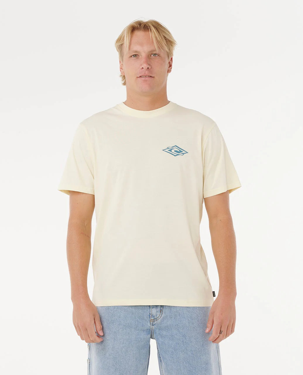 Camiseta RIP CURL Legacy Ice Lemon color crema con logo surf en pecho y espalda