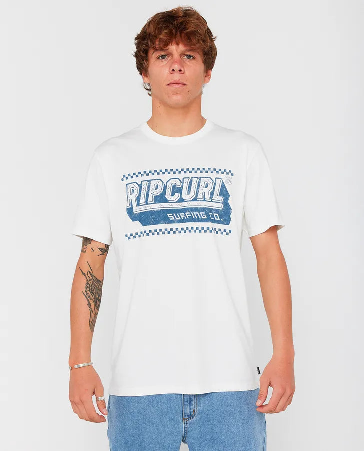 Camiseta Rip Curl Sportline Invader Bone hombre color hueso con logo frontal y tejido 100% algodón suave y transpirable