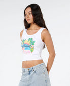 Camiseta Rip Curl Topanga Canyon Tank White para mujer con diseño tropical estilo surf lifestyle verano