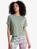 Camiseta ROXY Tech Everyday Flow Tee Oil Green para mujer con tejido técnico ligero y diseño deportivo minimalista