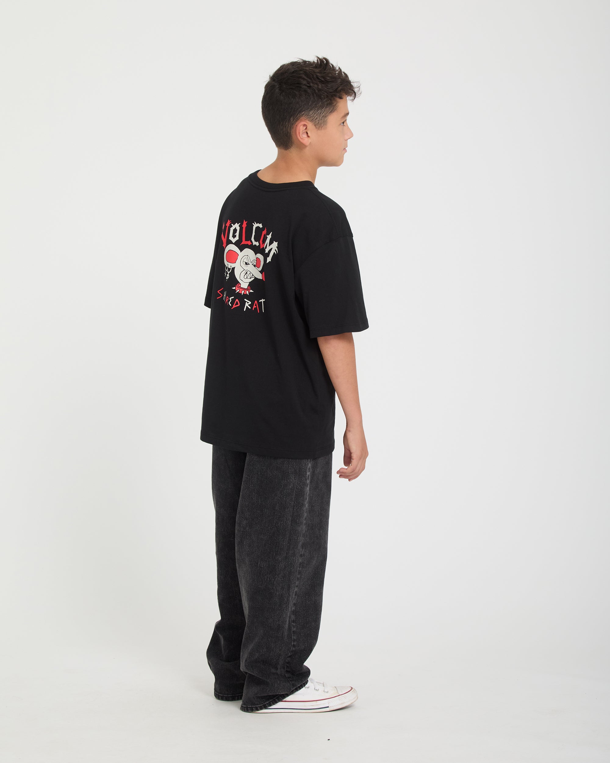 Camiseta Volcom Ozzy II Black para niño vista frontal del producto oficial