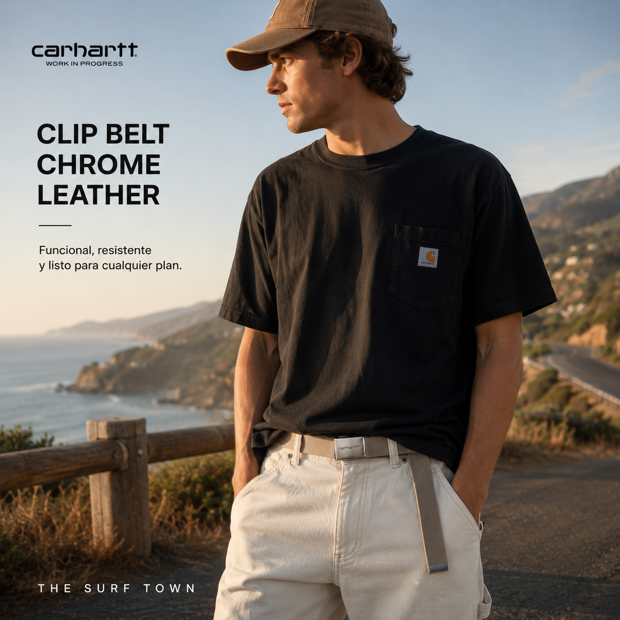 Cinturón Carhartt WIP Clip Belt Chrome Leather Khaki en fotografía editorial propia de THE SURF TOWN con experiencia roadtrip coastal premium y estilo urbano outdoor