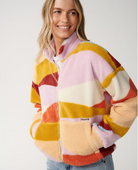 asi queda puesto un forro polar rip curl retro swell multicolor 