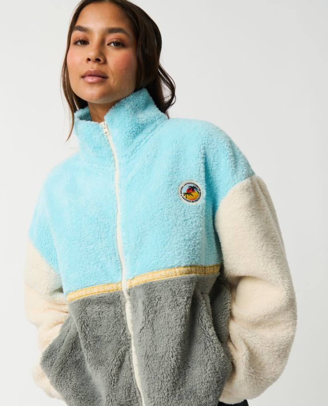 como queda peusto el Forro Polar Rip Curl Surf Revival Light Blue