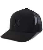 Gorra Hurley Del Mar Trucker Black negra con rejilla trasera y logo frontal en relieve