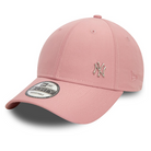 Gorra New Era Flawless NY Pink rosa con logo NY metálico y cierre trasero ajustable strapback
