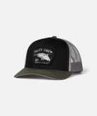 Gorra Salty Crew Surface Retro Trucker Black con parche frontal, visera curva y rejilla trasera transpirable para surf y actividades outdoor